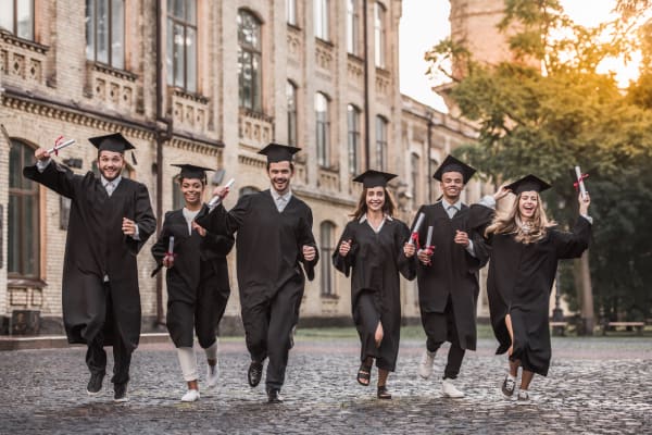 Zdjęcie ilustrujące ubezpieczenie studenckie